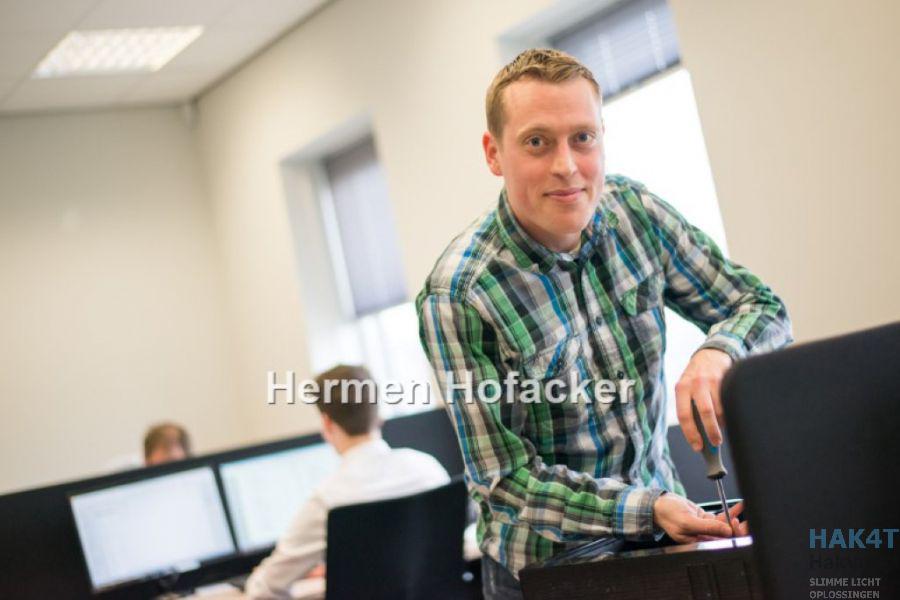HERMEN HAK4T
